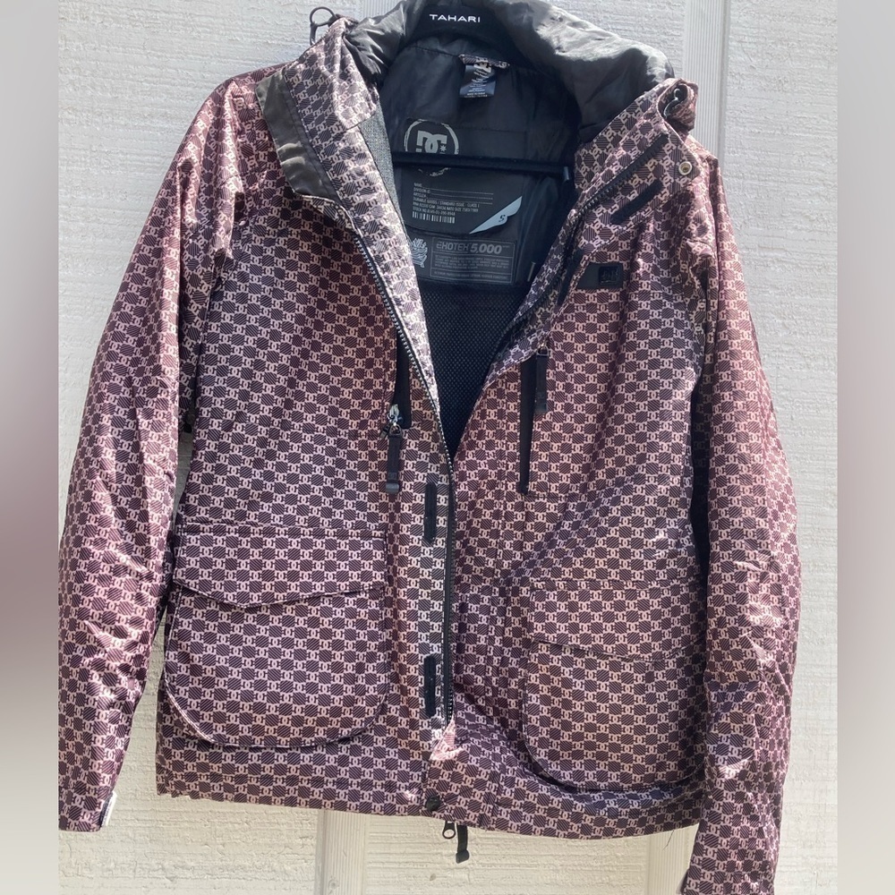 Vintage DC Women’s ski snowboarding Jacket Sz Small Ombré Brown Snow Warm